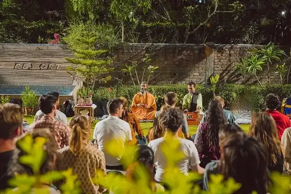 Kundalini Philosophy class in Garden of Nirvana Yoga School